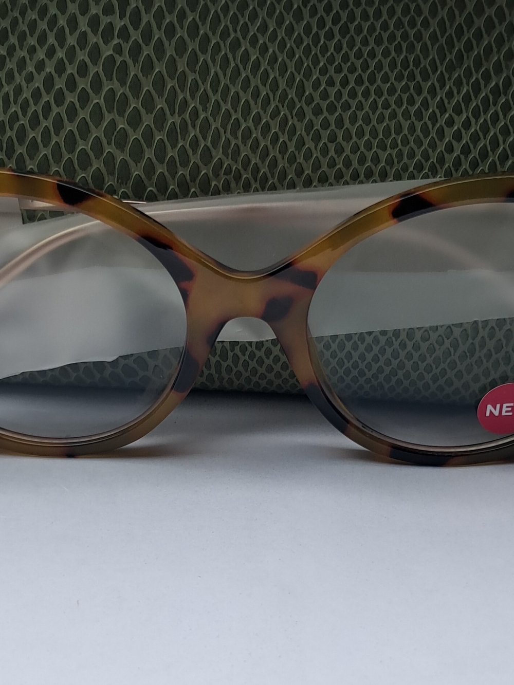 Tortoiseshell Round Women’s Sunglasses - Brown